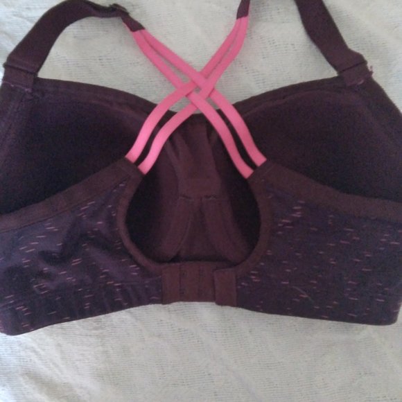 Victorias Secret sports bra - Picture 4 of 5